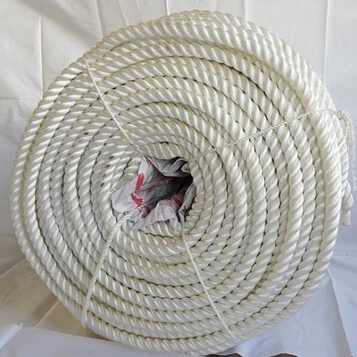 3 رشته طناب نیلونی نرم طناب بسته بندی دریایی فیبر پلی آمید پیچیده 10-30mm